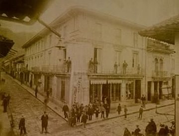 se funda "Bogotá Electric Light Co"