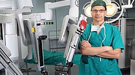 Timeline: Роботы в медицине