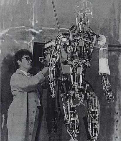 Полномасштабного антропоморфного робота Мэнни