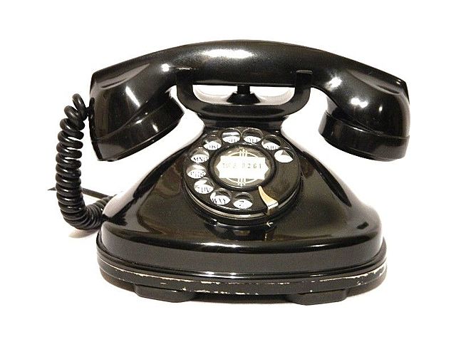 La Universidad de Wisconsin inicia cursos basados en comunicación telefónica