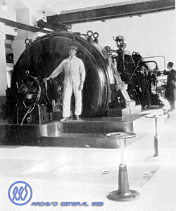 Comienza el servicio de iluminación eléctrica en la ciudad de Panamá.