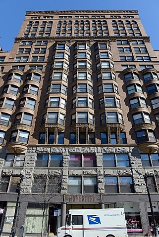 Manhattan Building-William Lebaron Jenney