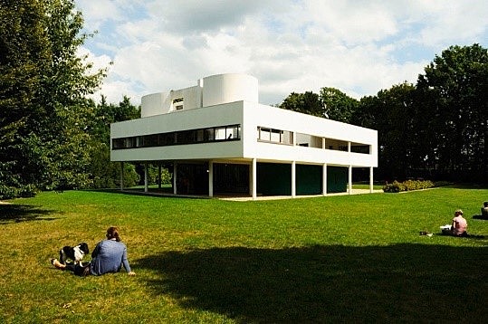 Villa Savove-Charles Edouard Jeanneret Gris (Le Corbusier)