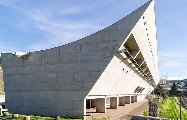 La casa de la cultura, Firminy, Francia-Charles Edouard Jeanneret Gris (Le Corbusier)