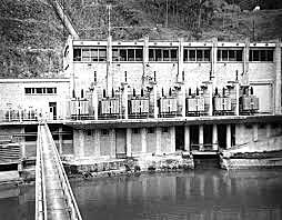 se comienza a construir la central electrica del rio sogamoso