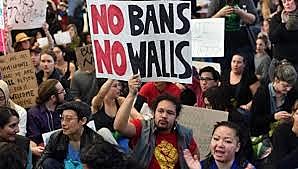 #NoBanNoWall