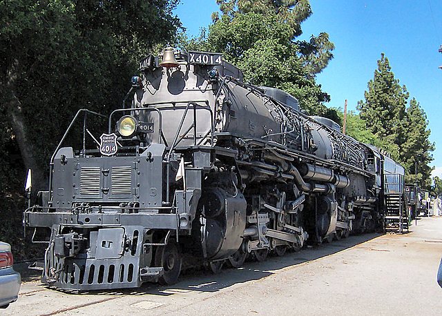 UP No. 4014 "Big Boy" End Of Static Display