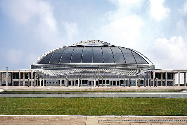 Palau de Sant Jordi - Arata Isozaki - Barcelona, España