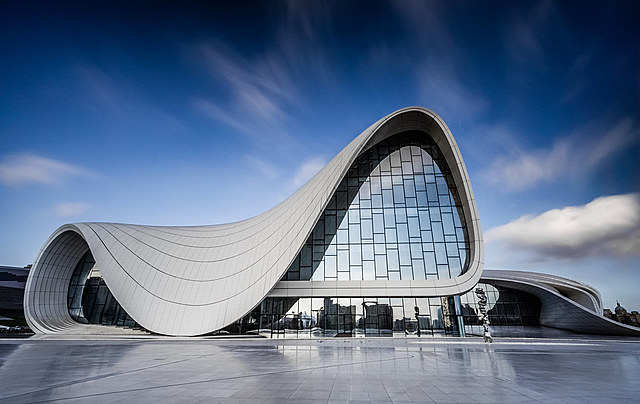 Heydar Aliyev Center - Zaha Hadid - Azerbaiyán, Bakú