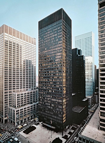 Philip Johnson - Seagram Building