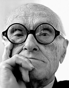 Philip Johnson - Fallece