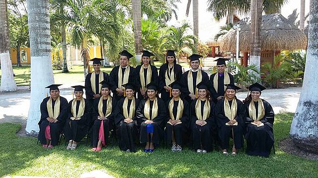 Sesión de fotos para la graduación de la universidad