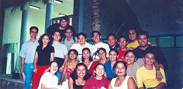 GRADUACIÓN UNIVERSIDAD