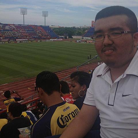 Primera vez en un Estadio de Futbol