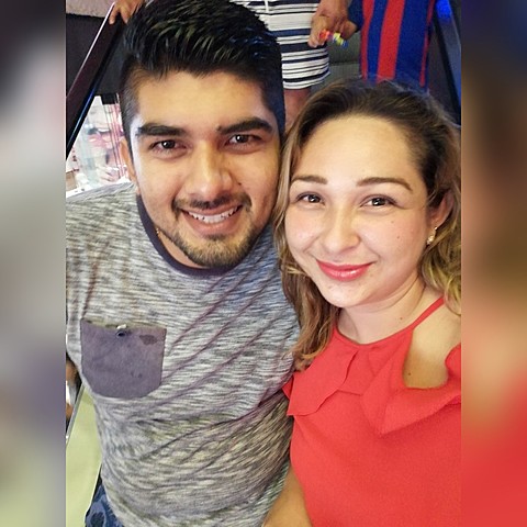 Estudiando la preparatoria conozco a mi ahora esposo