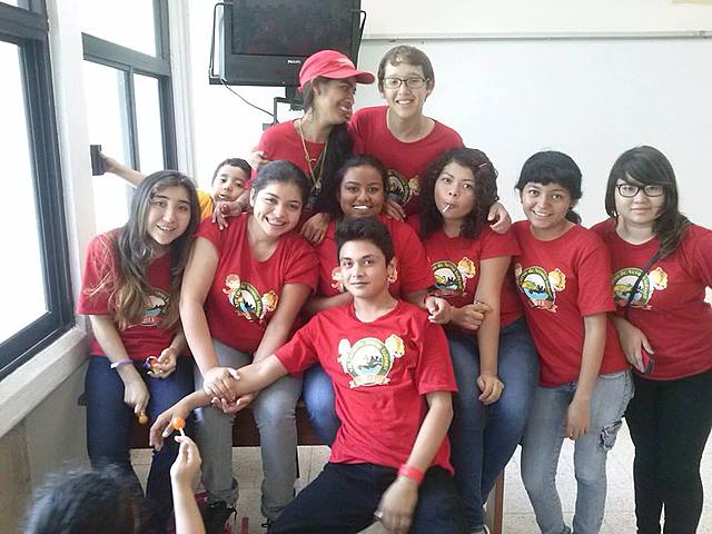 Participo en el curso de verano de la universidad