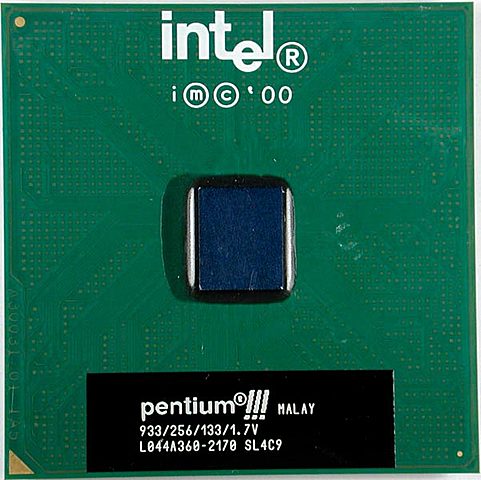 Pentium III (1999)