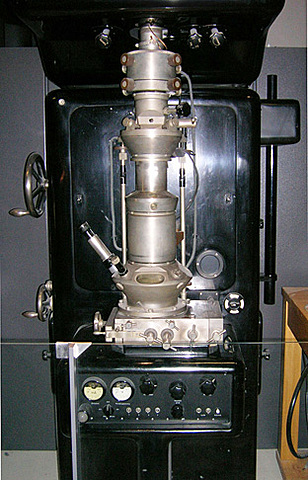 INVENCIÓN MICROSCOPIO ELECTRÓNICO