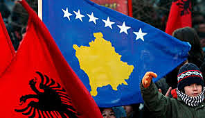 Kosovo proclama unilateralmente su independencia de Serbia