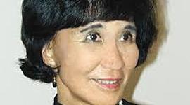 Timeline: Falling Leaves by Adeline Yen Mah (Class 2019)