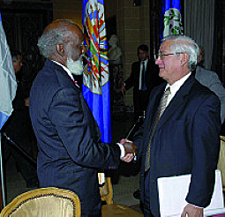 Creación de una Oficina de la Secretaría General de la OEA en la Zona de Adyacencia entre Belize y Guatemela (2003)