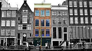 The hiding annex becomes a museum: “Anne Frank’s House”