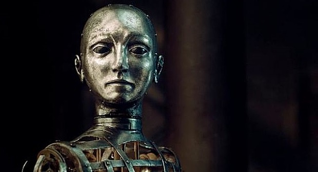 Banda de robots, autómata de lavado de manos, pavos reales automáticos