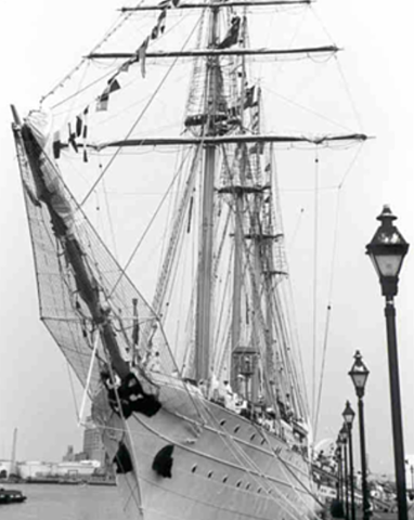 C a p t u r a   d e   l a   F r a g a t a   E s m e r a l d a