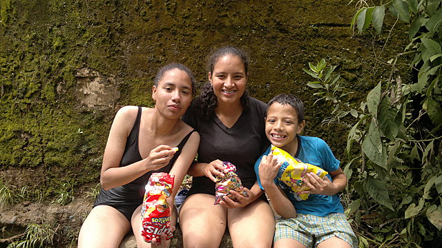 Siempre juntos, nunca injuntos.