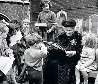 Maria Montessori (1870 - 1952)