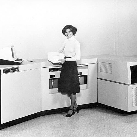 Primera Impresora Eléctrica "UNIVAC"