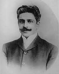 Em 1904, um surto de varíola fez com que Oswaldo Cruz buscasse conter novos casos através da imunização