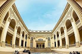 Entrada a la universidad