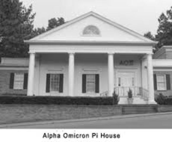 First AOII House built