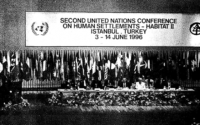 Segunda conferencia de Naciones Unidas sobre asentamientos Humanos (Habitat-II), Estambul, Turquía.