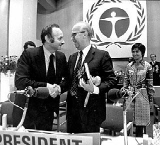 Elaboración del Informe Founex, sobre las principales preocupaciones económico-ecológicas de los países menos desarrollados.