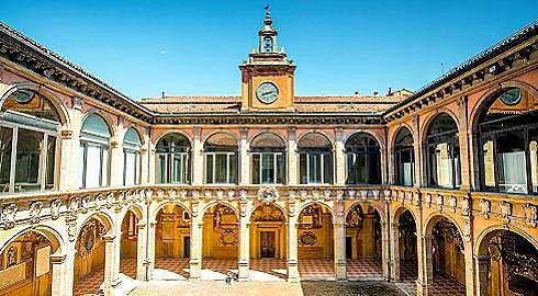 Universidad de Bolonia