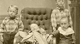 Timeline: ¡Tras los pasos de la infancia y la adolescencia!