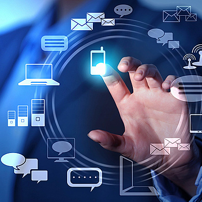 Timeline: Avances Científicos y Tecnológicos