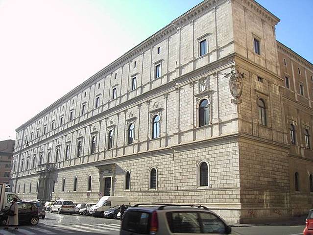Palacio de la Cancilleria