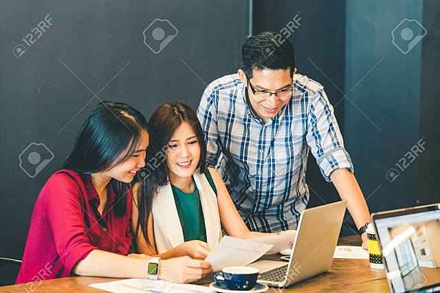 estudio universitario