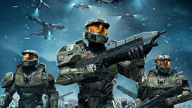 Microsoft ingresa al mercado con su exitosa Xbox y el sistema de ciencia ficción en primera persona, Halo: combat Envolved