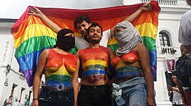 Timeline: DERECHOS DE LA COMUNIDAD LGBTI