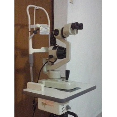 LAMPARA DE HENDIDURA