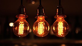 Timeline: Historia de la luz