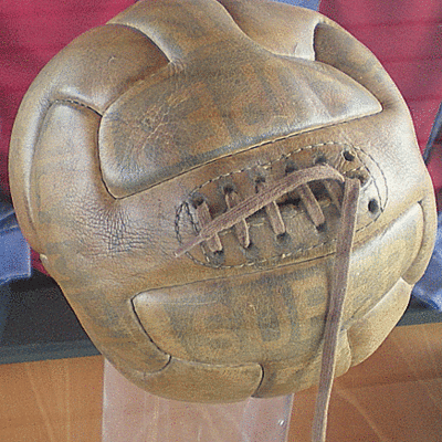 Timeline: los primeros balones de los mundiales