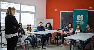 Actores que intervienen en las escuelas para padres