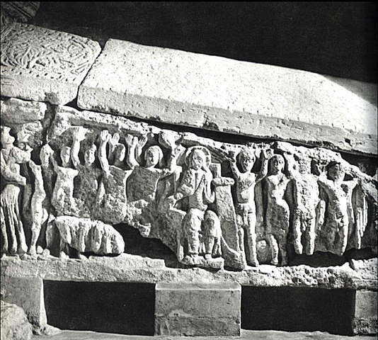 Tombeau de l’évêque Agilbert, Le Jugement dernier: pierre calcaire, Jouarre, abbaye, crypte nord