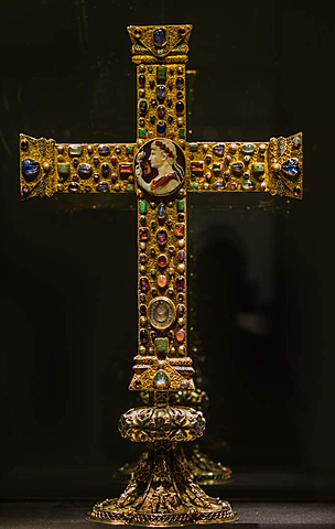 Croix de Lothaire
