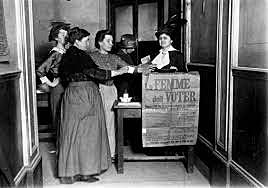 Voto femenino en Ecuador